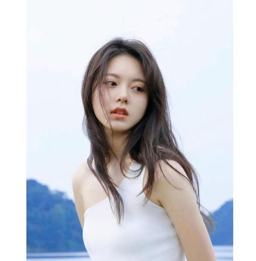 娱乐吃瓜爆料热巴,娱乐圈再掀吃瓜热潮！